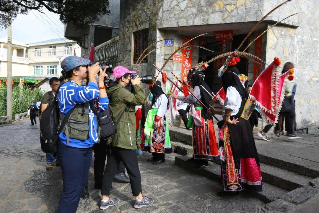 采風(fēng)現(xiàn)場(chǎng)。