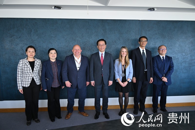 貴州省高校代表團一行赴倫敦城市大學(xué)訪問現(xiàn)場。人民網(wǎng) 郭錦標攝
