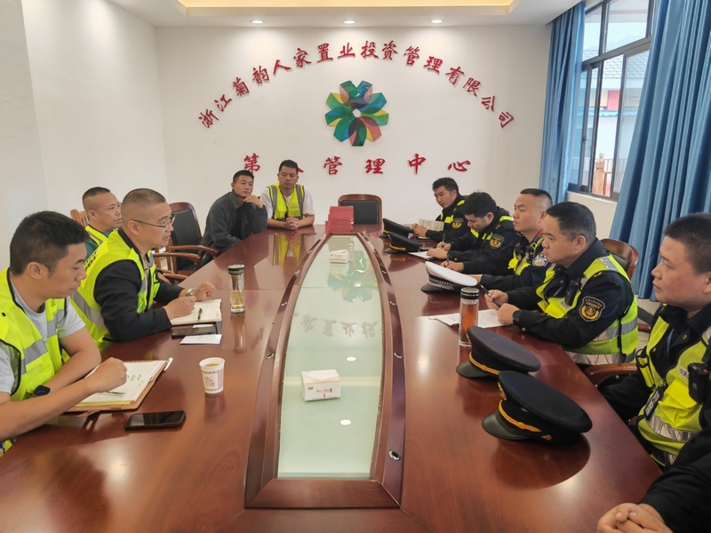 圖為抗凝保通保暢應(yīng)急演練總結(jié)會。
