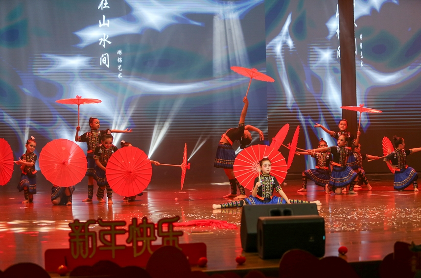 少兒春晚現(xiàn)場。